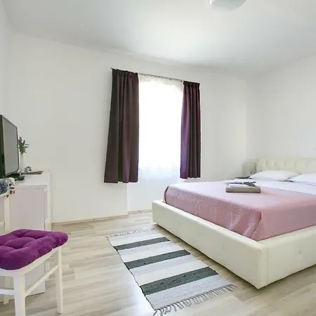 Maja Apartment