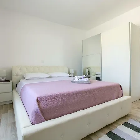 Apartment Maja